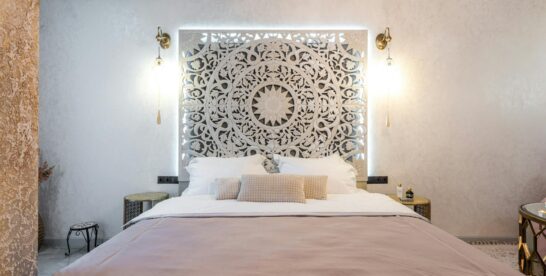 Myzelmöbel 2.0: Akustikmöbel, die Luft filtern, leuchten und am Ende kompostierbar sind