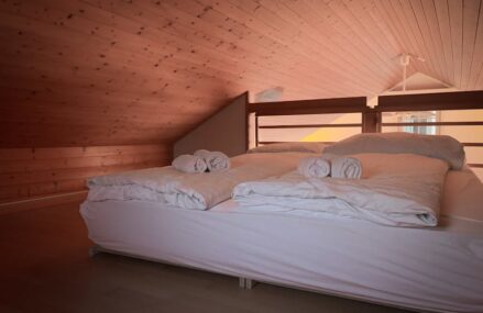 Loftbett im Kinderzimmer richtig planen: Stauraum, Sicherheit und ruhiger Schlaf auf 8 bis 12 m2